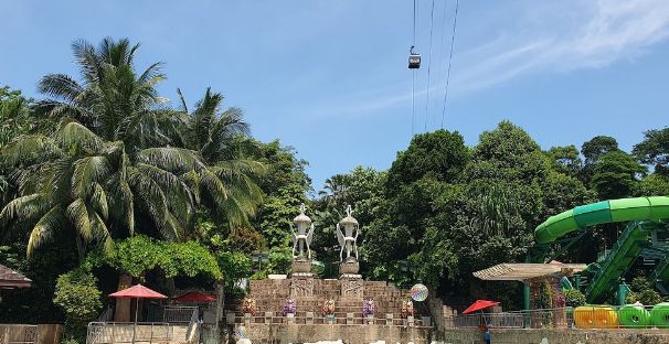 Adventure Cove Waterpark